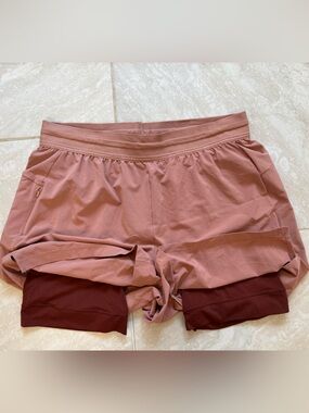 Nike Yoga Dri-FIT 2-in-1 Lined Shorts Mauve Pink Women’s Large